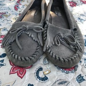 Minnetonka Kilty Mocs, size 8.5-9